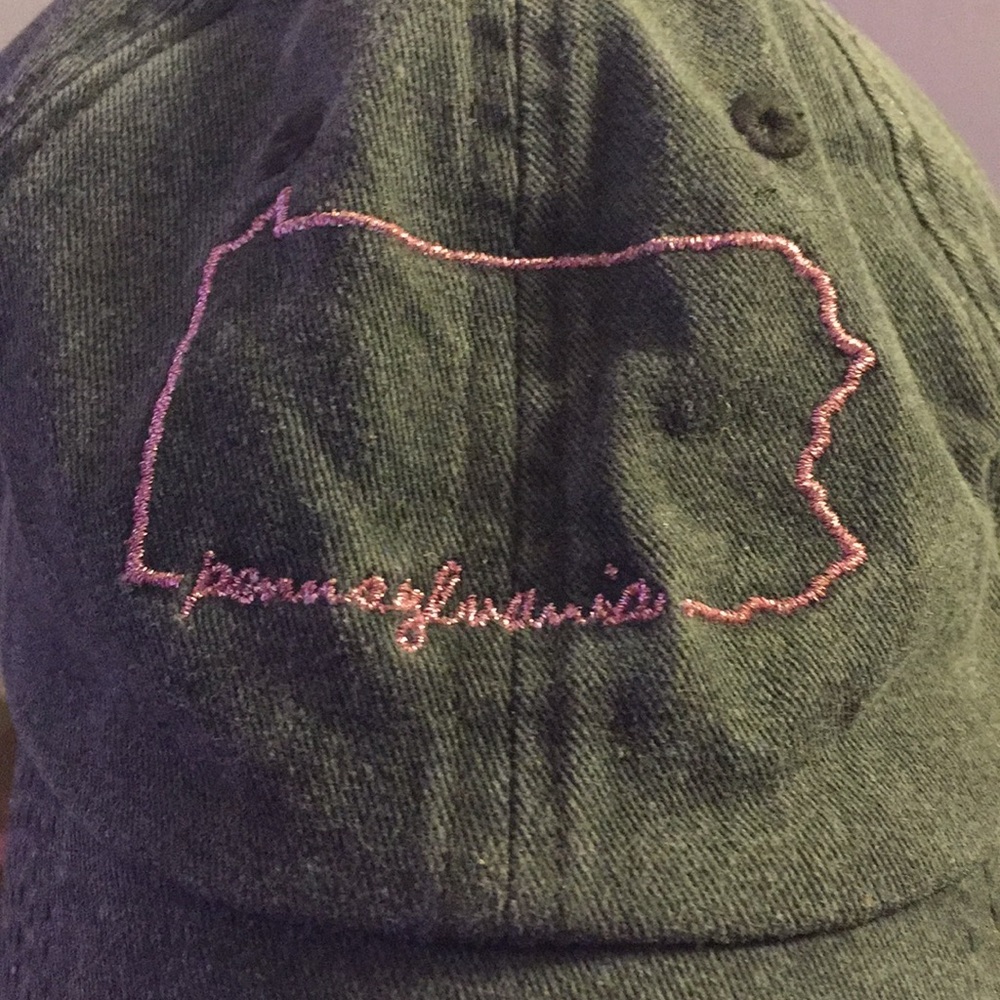 Really cute hat.